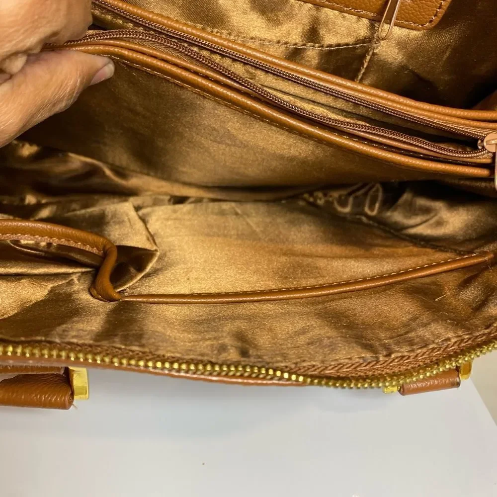 NWOT Joy & Iman Handbag